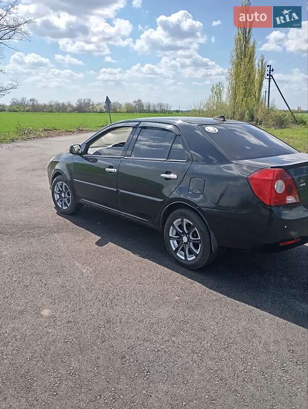 Седан Geely MK 2008 в Новом Буге