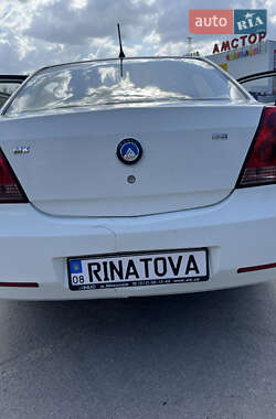 Седан Geely MK 2012 в 