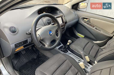 Седан Geely MK 2010 в 
