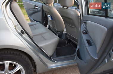 Седан Geely MK 2011 в 