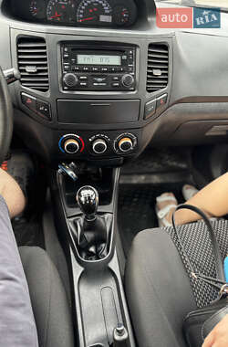 Седан Geely MK 2013 в 