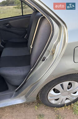 Седан Geely MK 2011 в 