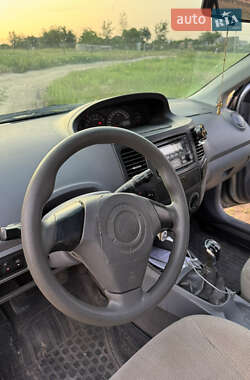 Седан Geely MK 2011 в 