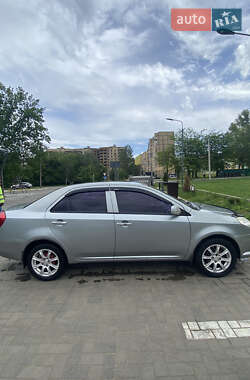 Седан Geely MK 2011 в 
