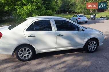 Седан Geely MK 2012 в 