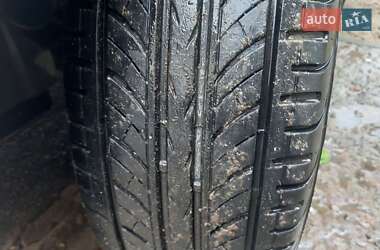 Седан Geely MK 2012 в 