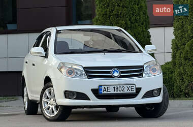 Седан Geely MK 2012 в 