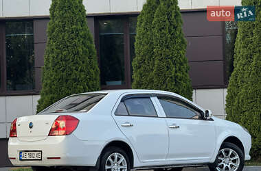 Седан Geely MK 2012 в 