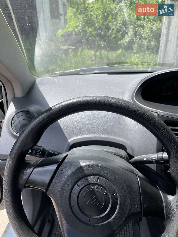 Седан Geely MK 2012 в Кривому Розі
