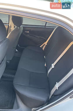 Седан Geely MK 2012 в 