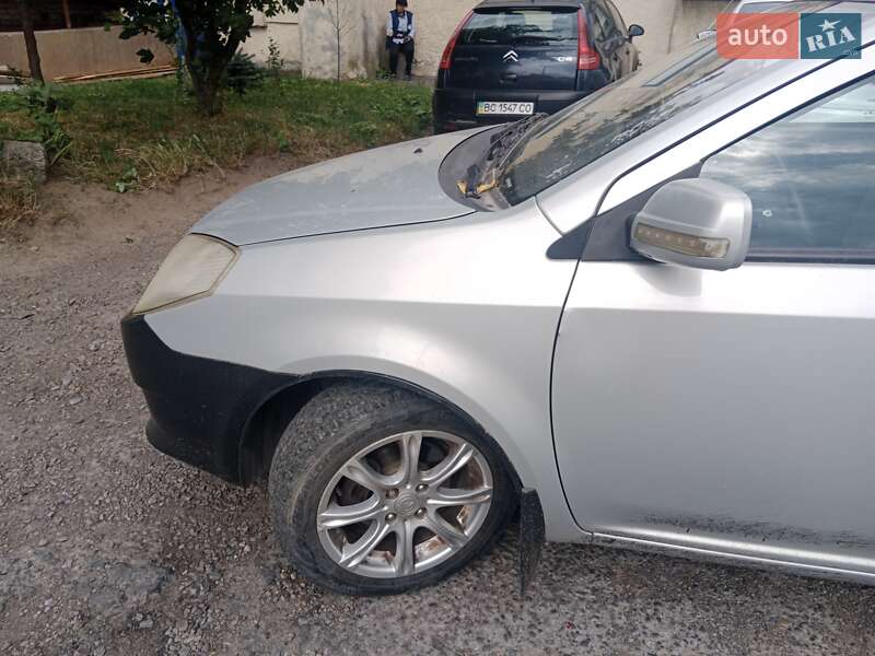 Седан Geely MK 2011 в Стрию