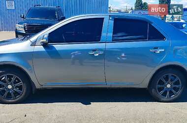 Седан Geely MK 2013 в 