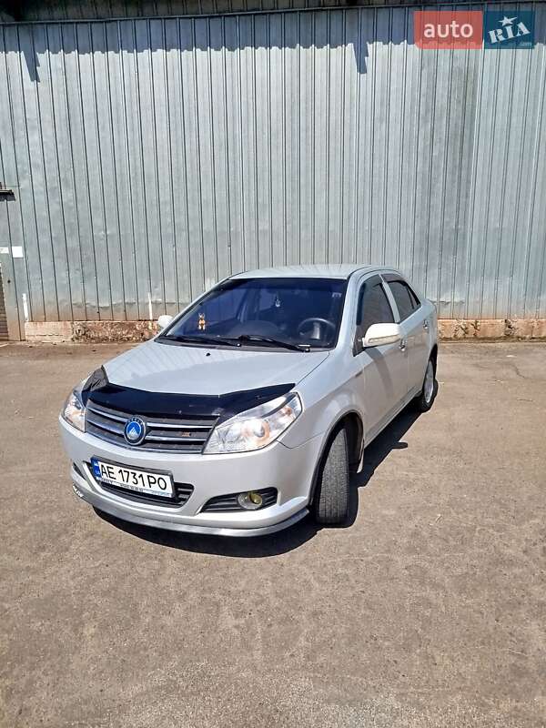 Geely MK 2012