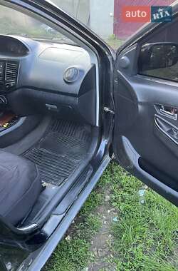 Седан Geely MK 2012 в 