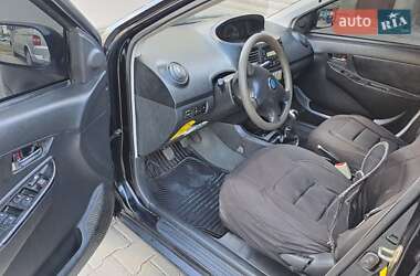 Седан Geely MK 2012 в 