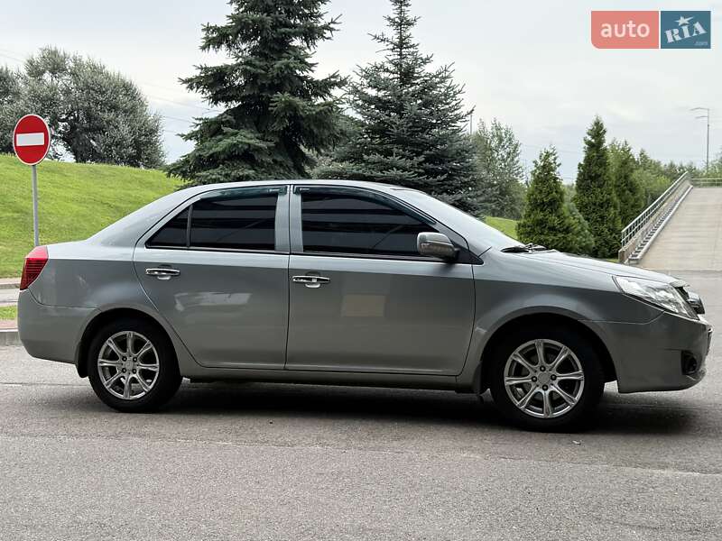 Седан Geely MK 2008 в Кам'янському