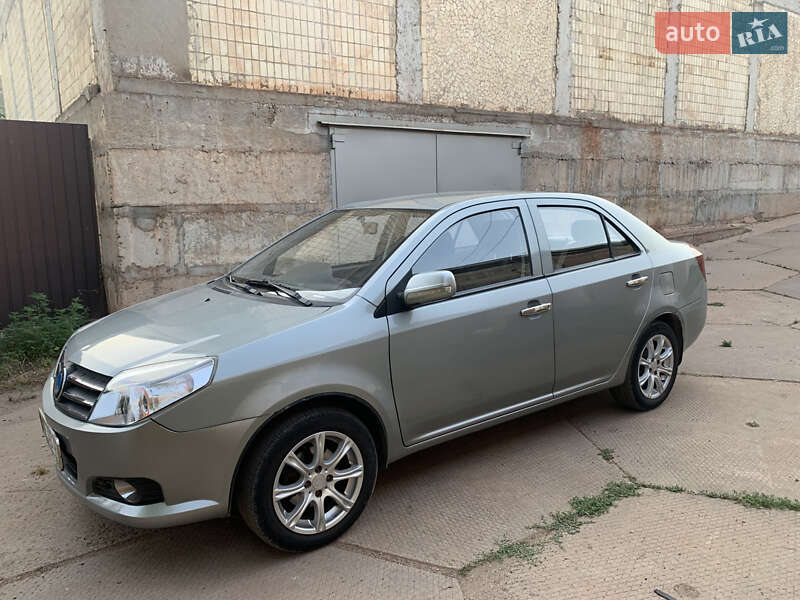 Geely MK 2013