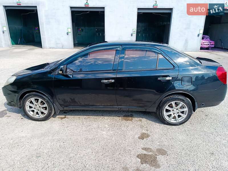 Седан Geely MK 2011 в Каневе