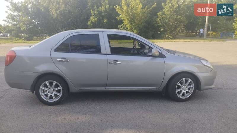 Седан Geely MK 2011 в Долинской