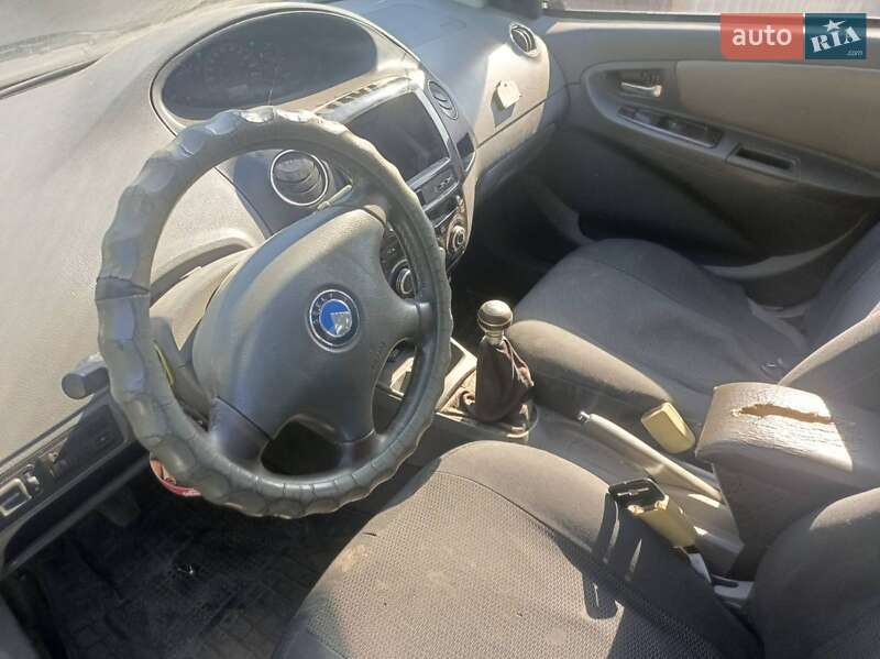 Седан Geely MK 2008 в Лебедине