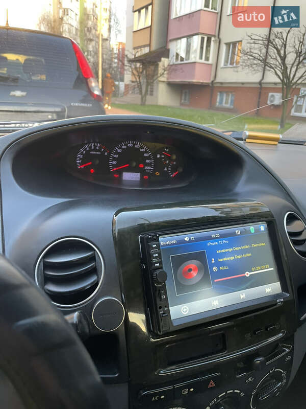 Седан Geely MK 2011 в Киеве