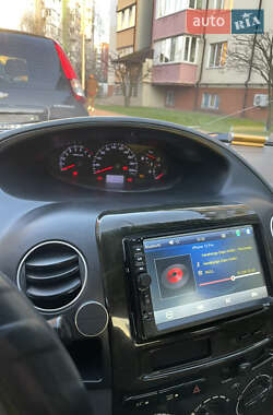 Седан Geely MK 2011 в 