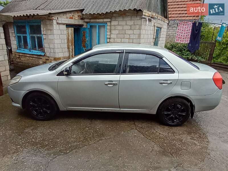 Geely MK 2011