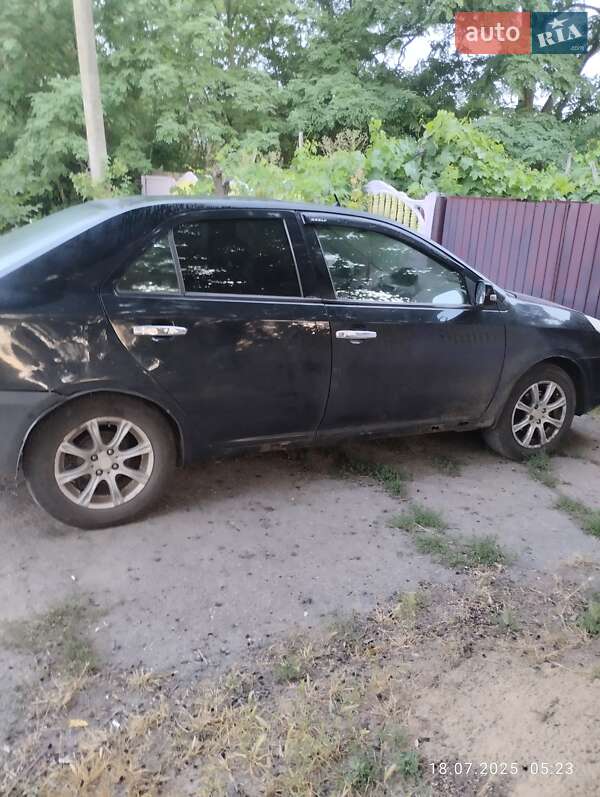 Седан Geely MK 2008 в Знаменке