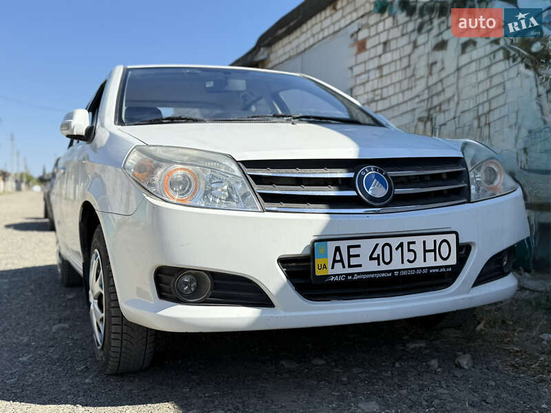 Седан Geely MK 2014 в 