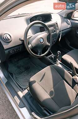 Седан Geely MK 2012 в 