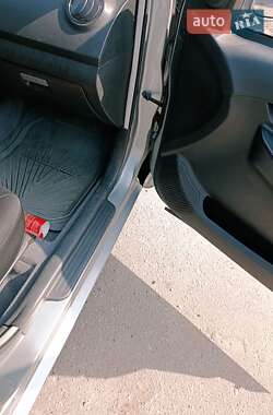 Седан Geely MK 2012 в 