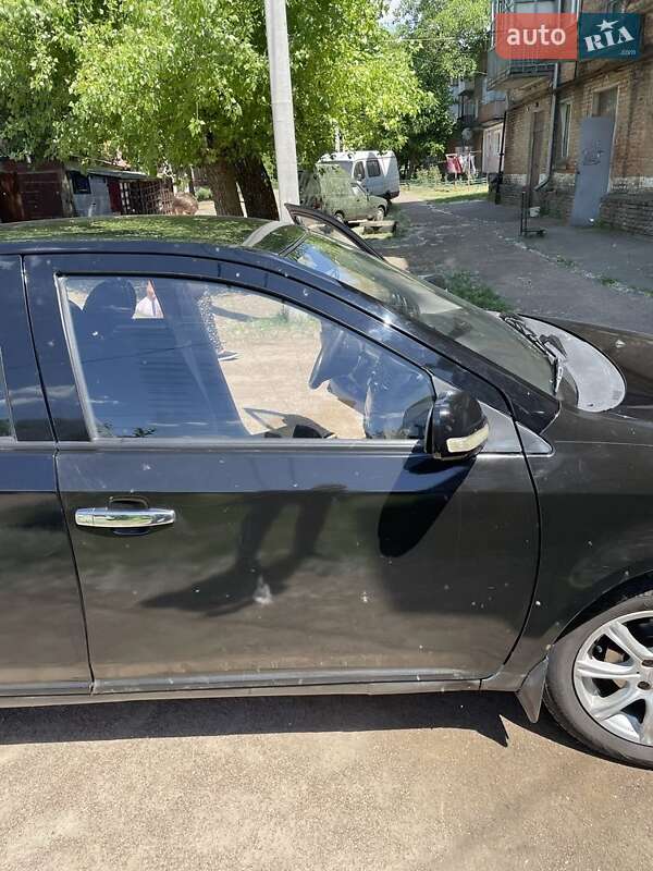 Седан Geely MK 2012 в Новоукраинке