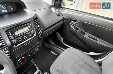 Седан Geely MK 2013 в 