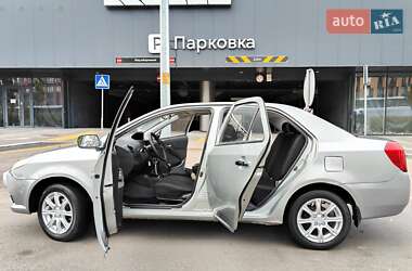 Седан Geely MK 2013 в 