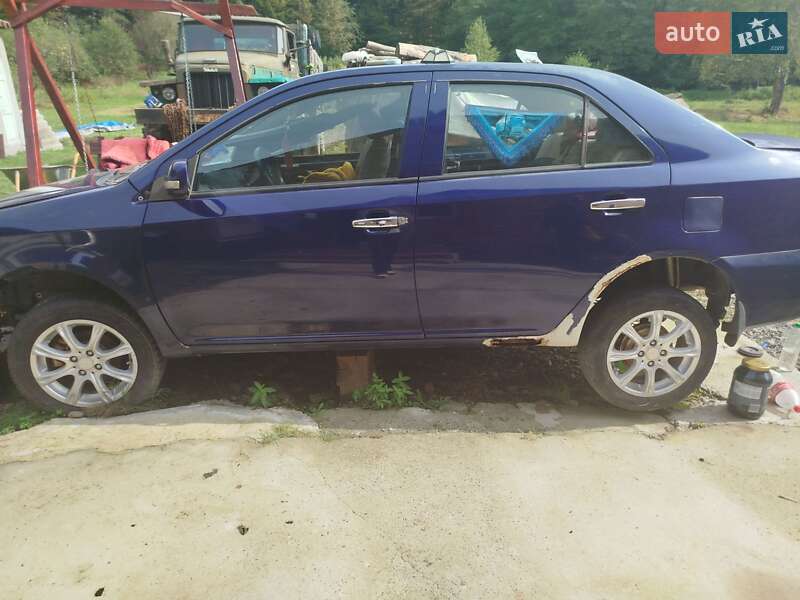 Седан Geely MK 2010 в Мукачевому