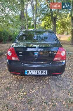 Седан Geely MK 2013 в  фото 3 Седан Geely MK 2013 в
