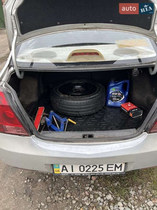 Geely MK 2013 Geely MK 2013