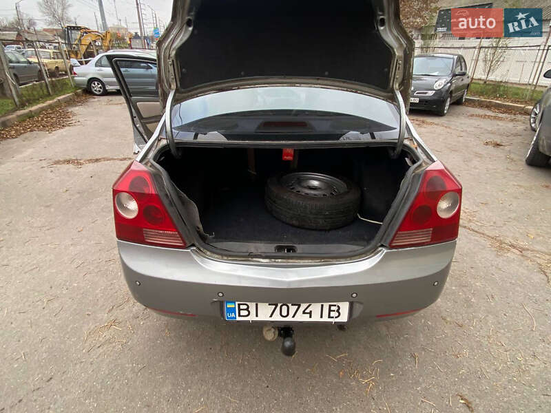 Седан Geely MK 2010 в Полтаві