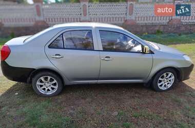 Седан Geely MK 2011 в Новому Бузі