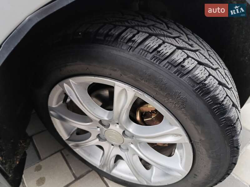 Седан Geely MK 2013 в Глобиному