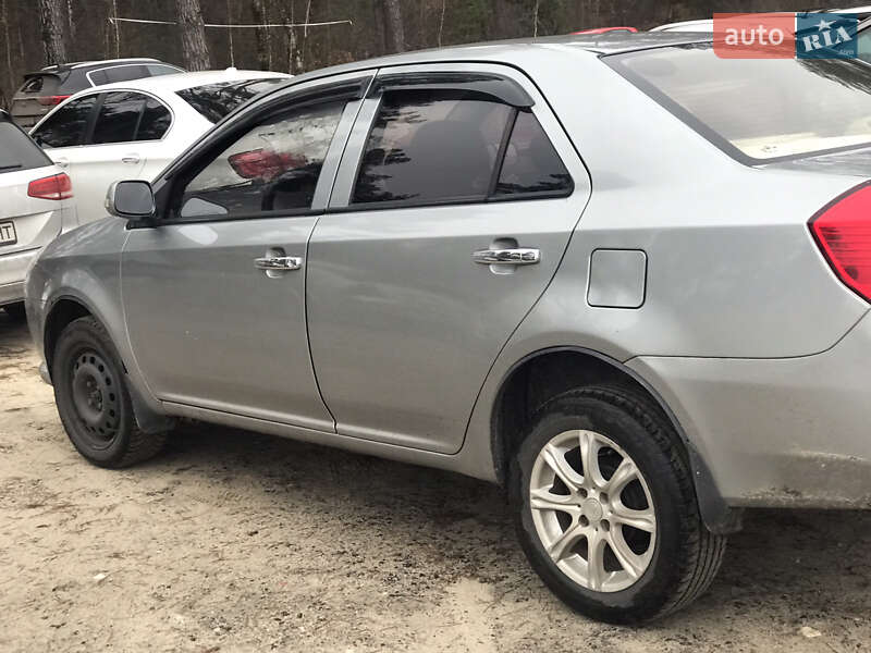 Седан Geely MK 2014 в Вышгороде