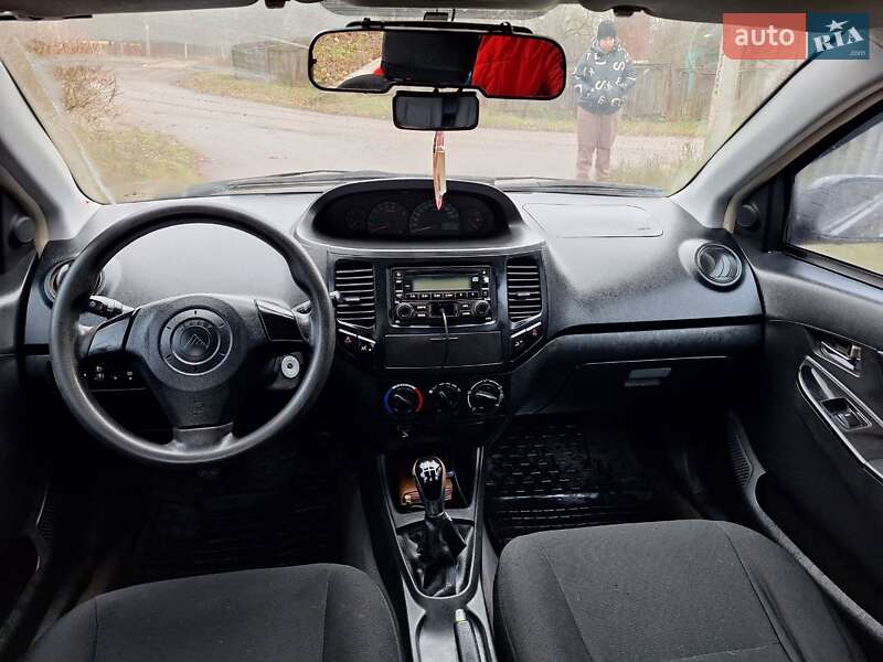 Geely MK 2012