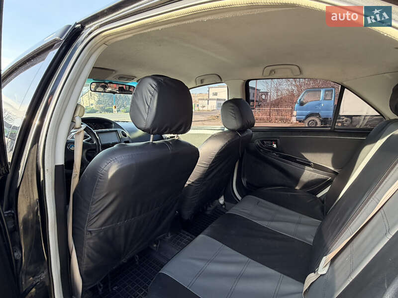 Седан Geely MK 2011 в Солотвине