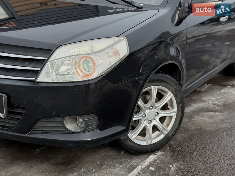 Седан Geely MK 2012 в Шептицькому