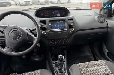 Седан Geely MK 2012 в Шептицькому