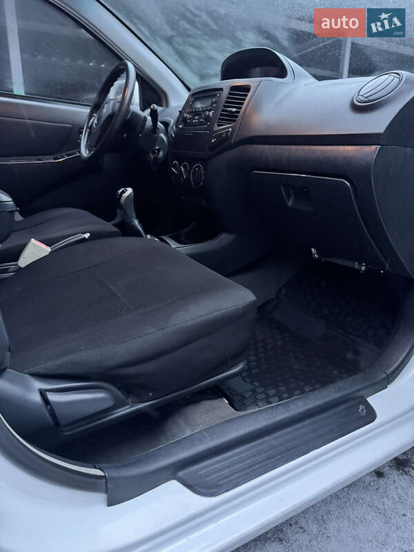 Седан Geely MK 2012 в Кам'янському фото 11 Седан Geely MK 2012 в Кам'янському