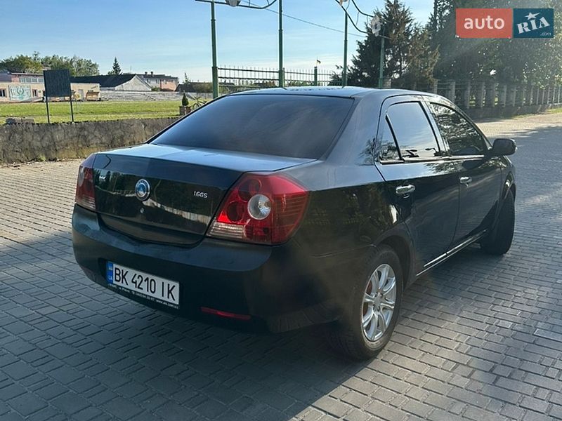 Седан Geely MK 2010 в Вараше