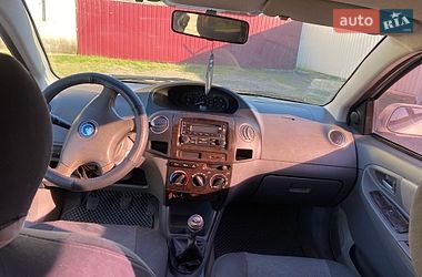 Седан Geely MK 2008 в Ужгороді
