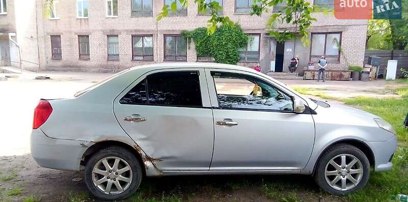 Geely MK 2013