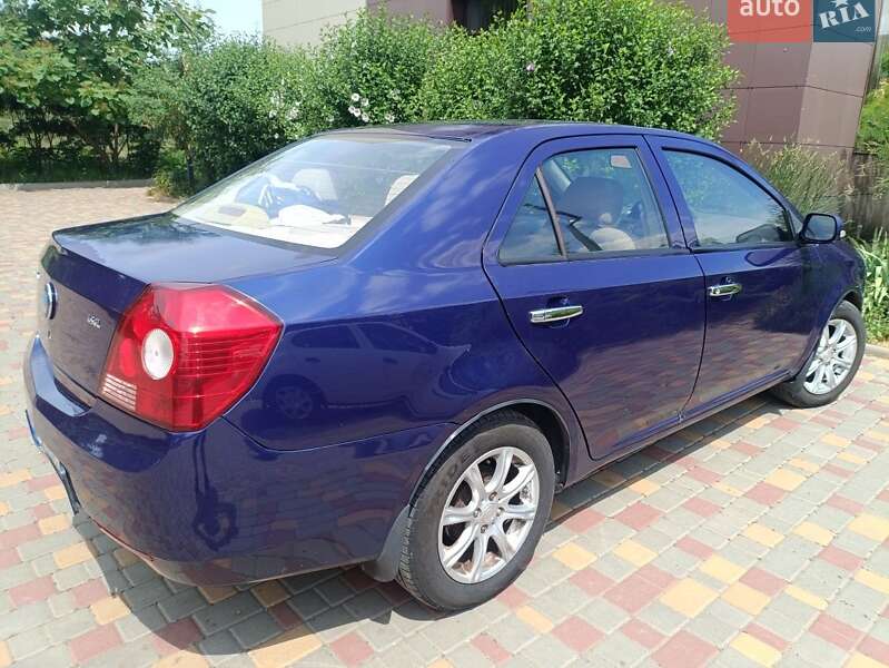 Седан Geely MK 2011 в Сарате